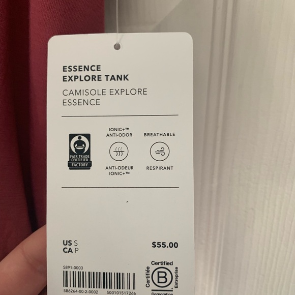 Two Athleta Essence Explore Tanks Size Small - Picture 3 of 7